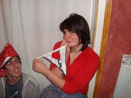 oh ce jolie string ponpon...